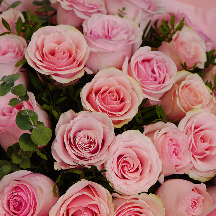 Buchet cu trandafiri roz 